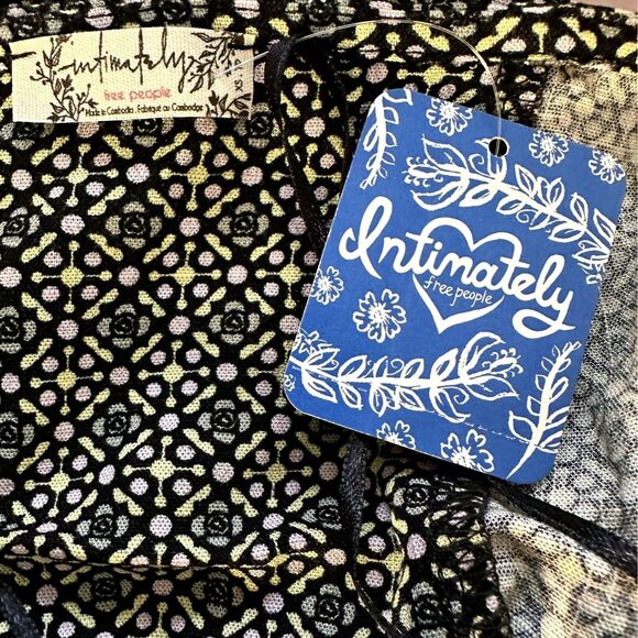 Intimately Free People Lucky Now Brami Crop Top Off Shoulder Black Combo XS NWT - Picture 6 of 6